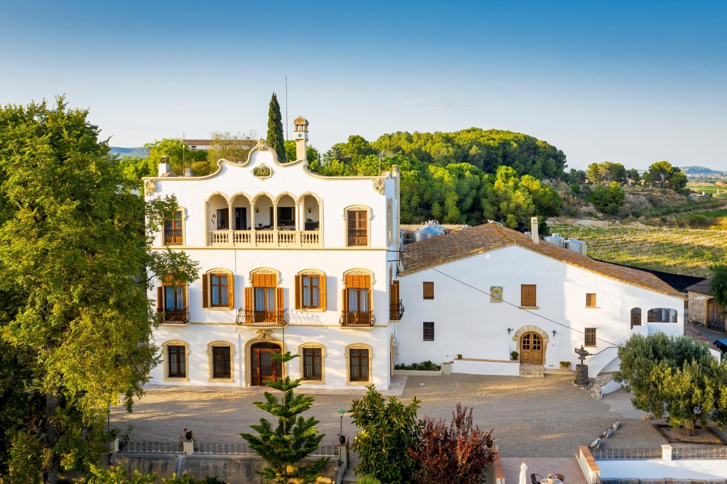Winery Hotel - Bolet Casa Modernista3