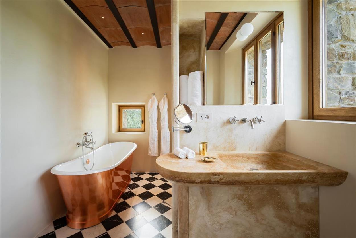 Winery Hotel - Castello Di Vicarello3