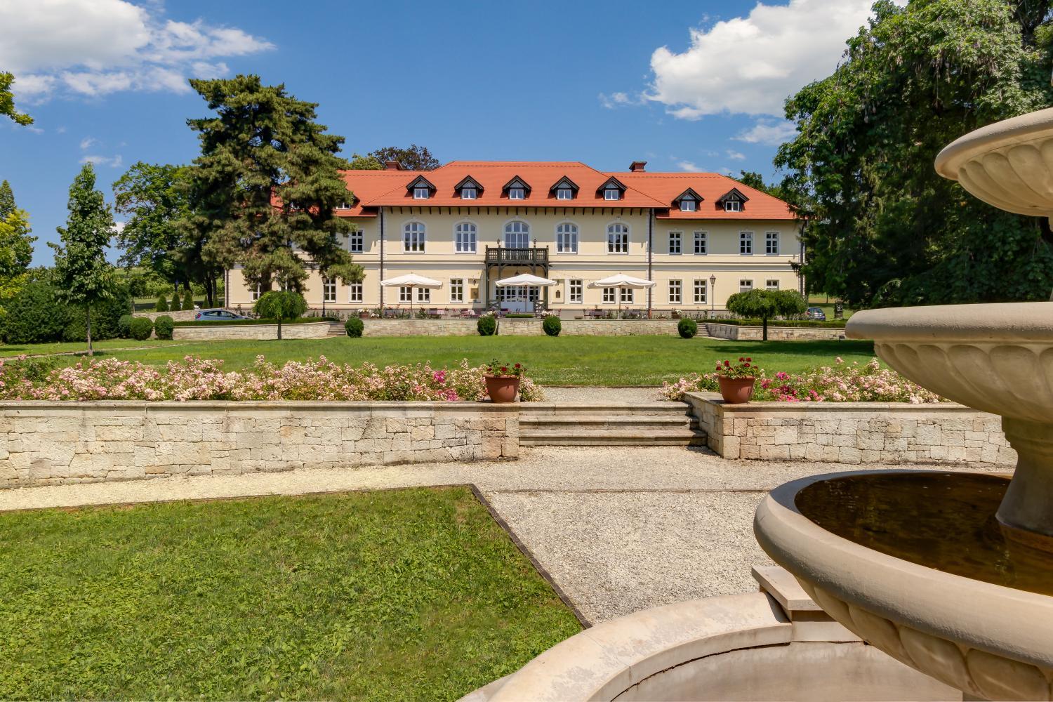 Winery Hotel - Castle Hotel Grof Degenfeld Superior2