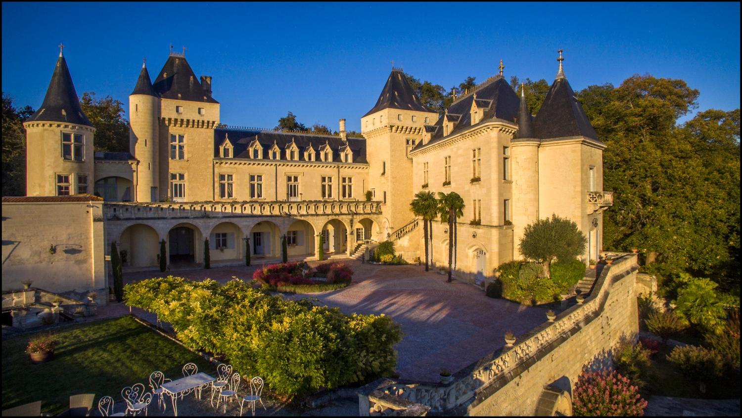 Château de La Rivière photo 1