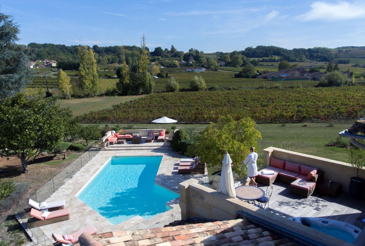 Hotel with winery - Chateau du Palanquey & SPA