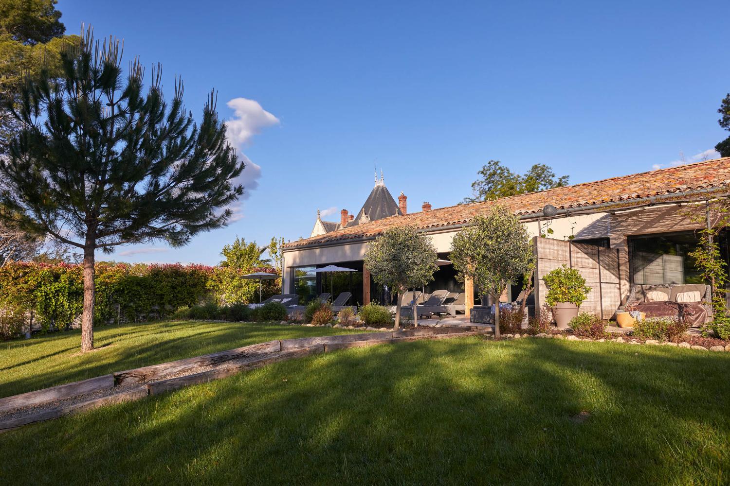 Winery Hotel - Château St Pierre de Serjac4