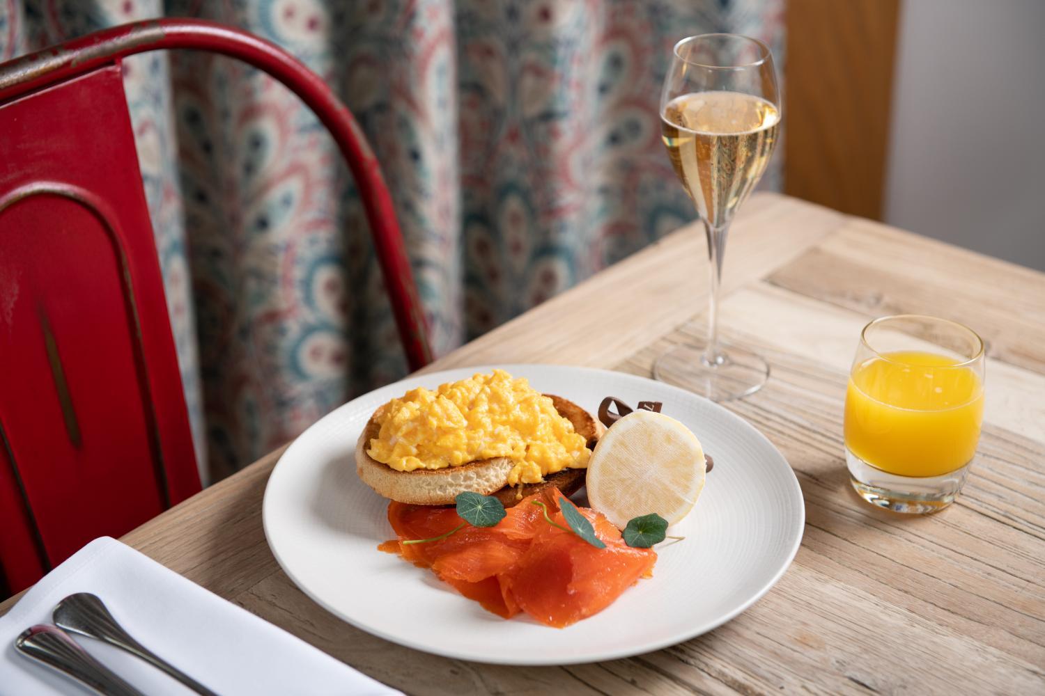 Winery Hotel - Flint Barns, Rathfinny Wine Estate4