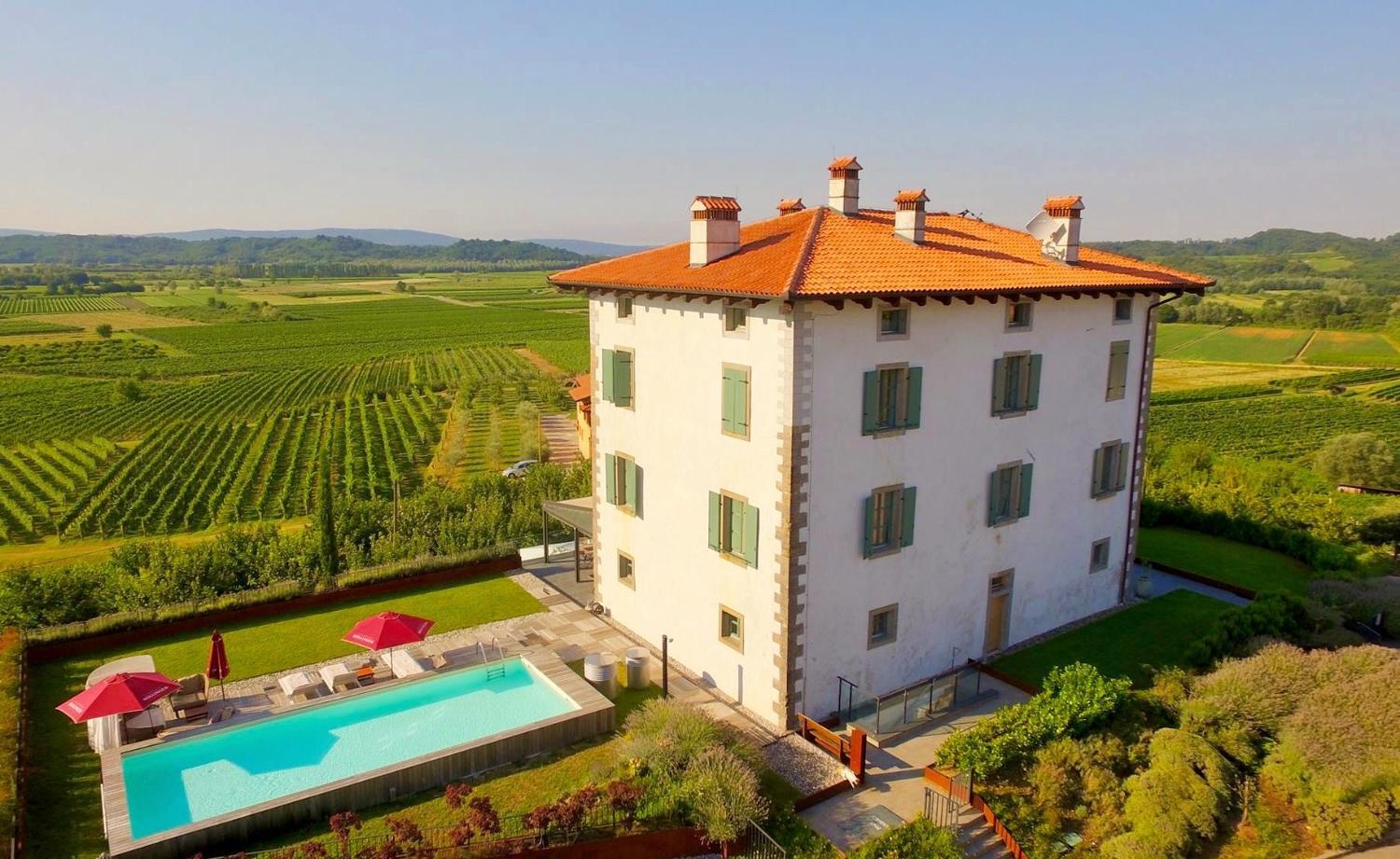 Hotel with winery - Gredič Heritage Residences