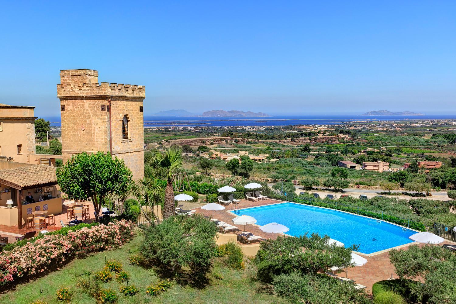 Hotel with winery - Hotel Baglio Oneto dei Principi di San Lorenzo - Luxury Wine Resort