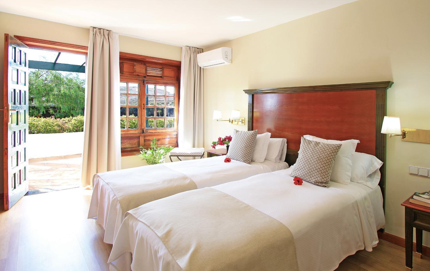 Winery Hotel - Hotel Rural Finca de La Florida3