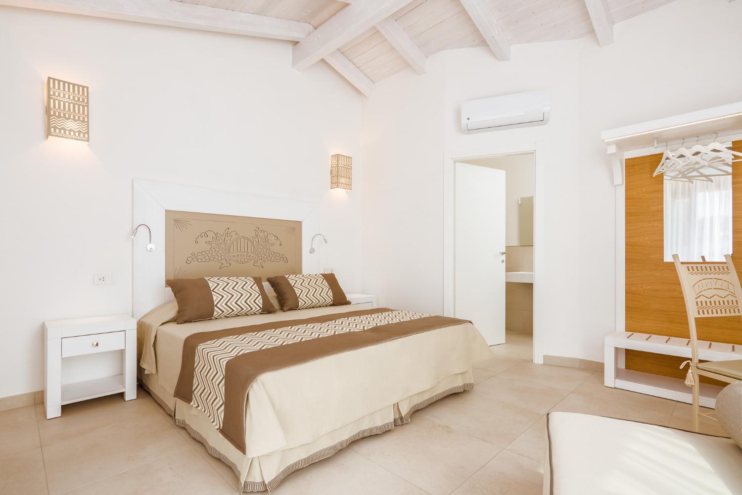 La Vinia Bed&Wine Experience - Adults Only photo 2