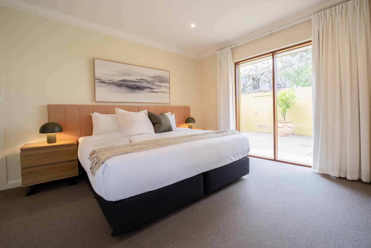 Winery Hotel - Longview Vineyard2