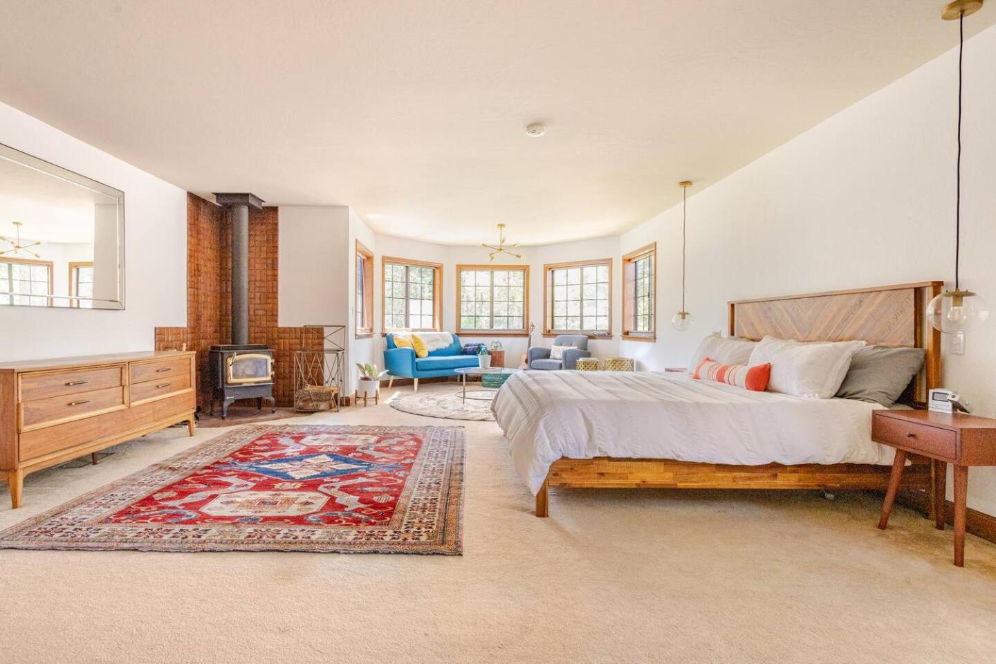 Winery Hotel - Luxury Napa Vineyard Estate2