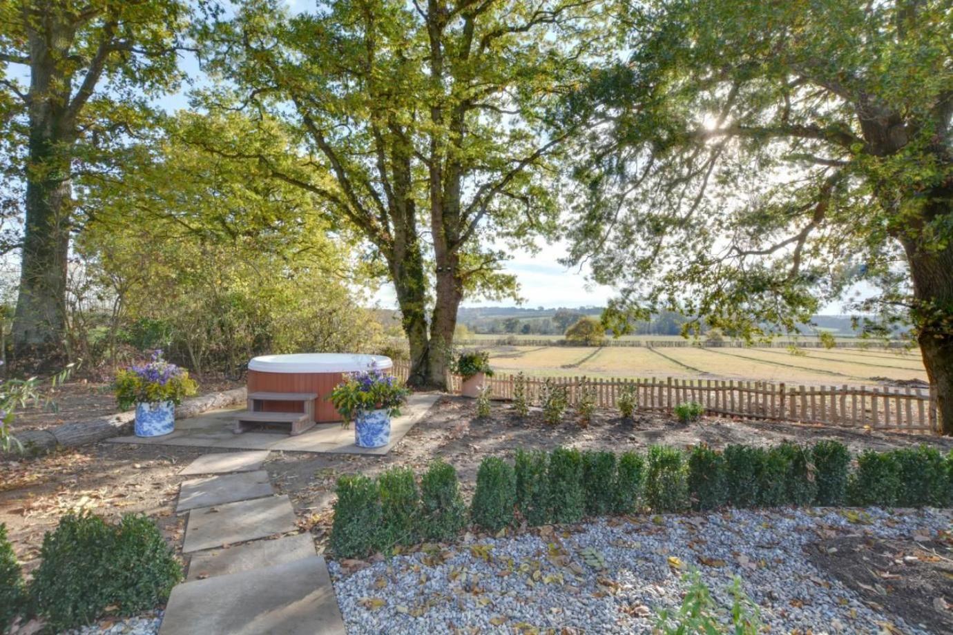 Oastbrook Estate Vineyard photo 3