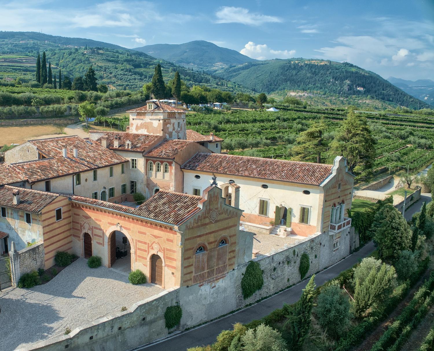 Hotel with winery - Palazzo Montanari Art & Wine Relais