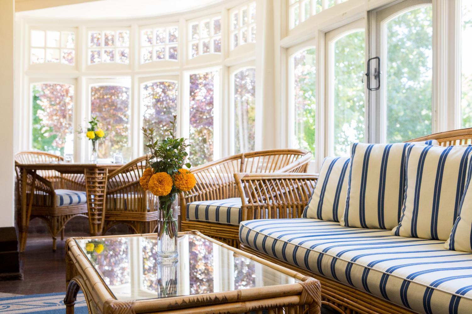 Winery Hotel - Petersons Armidale Winery and Guesthouse3