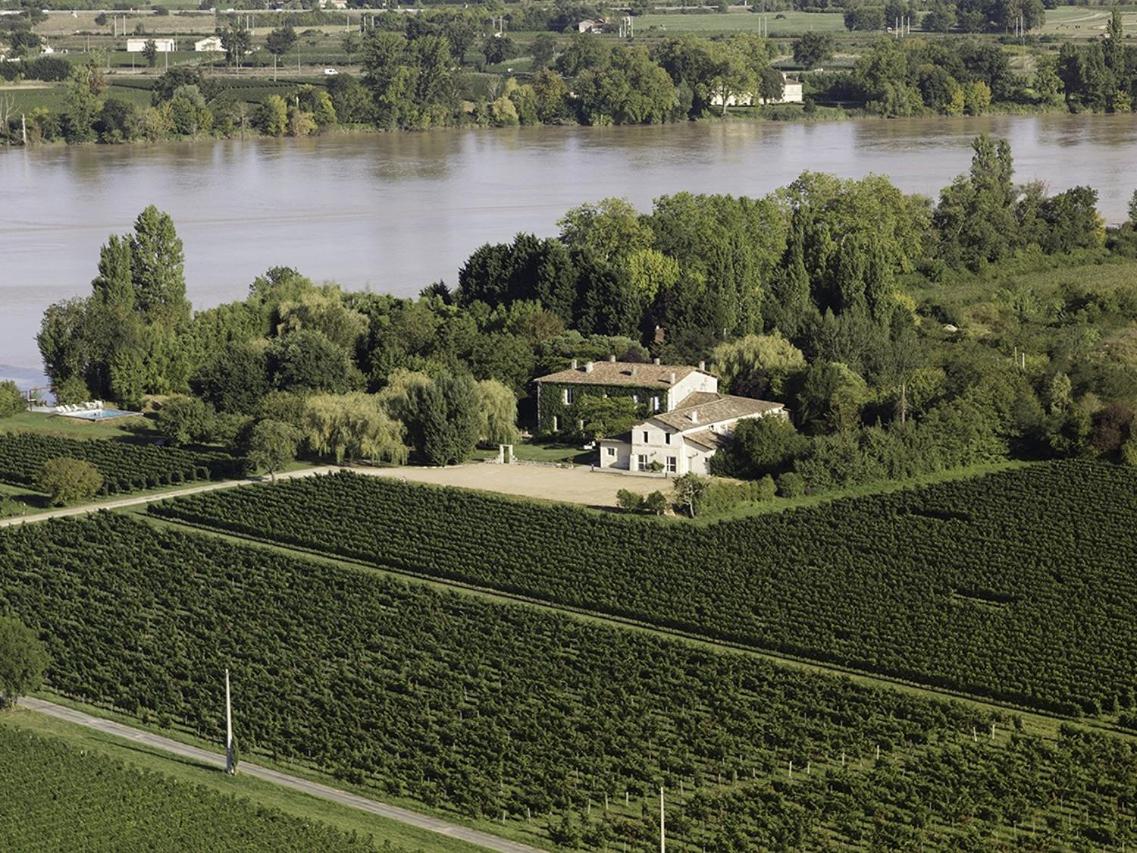 Hotel with winery - Petit Garros
