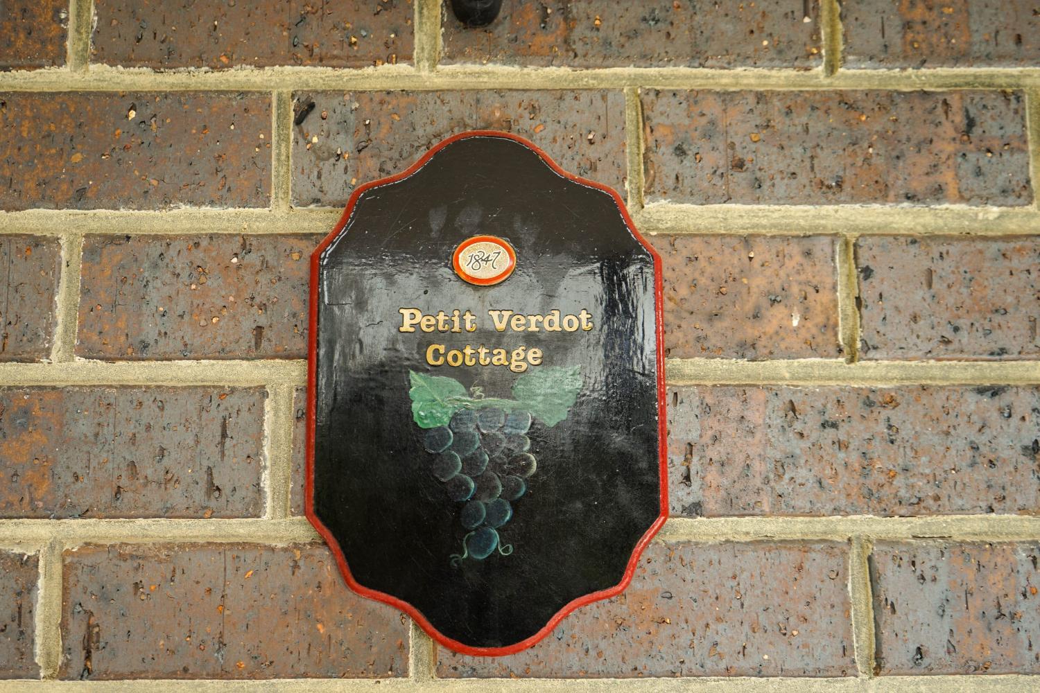 Winery Hotel - Petit Verdot Cottage - A Vineyard Retreat3