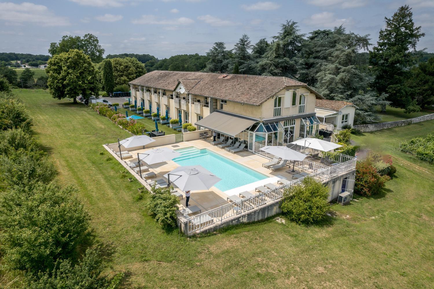 Pey La Tour - Logis Hôtels & Restaurant photo 2