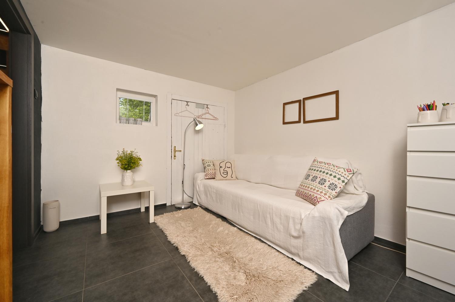 Winery Hotel - Sip & Sleep - A Vineyard Microhome Experience2