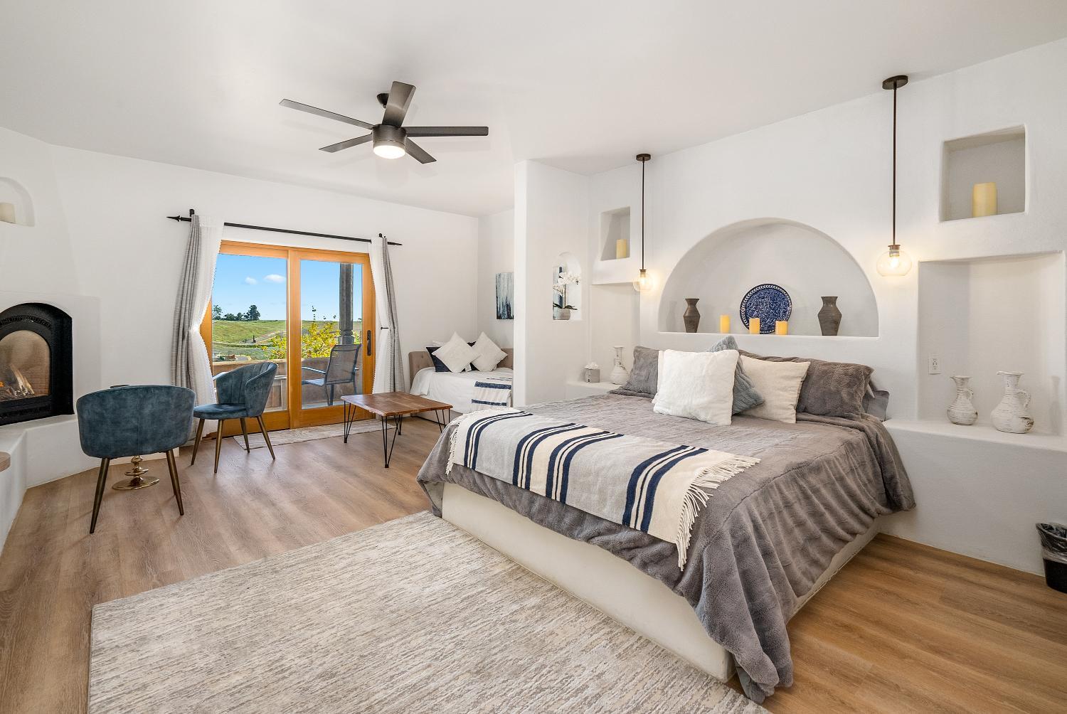 Winery Hotel - Sirena Vineyard Resort2