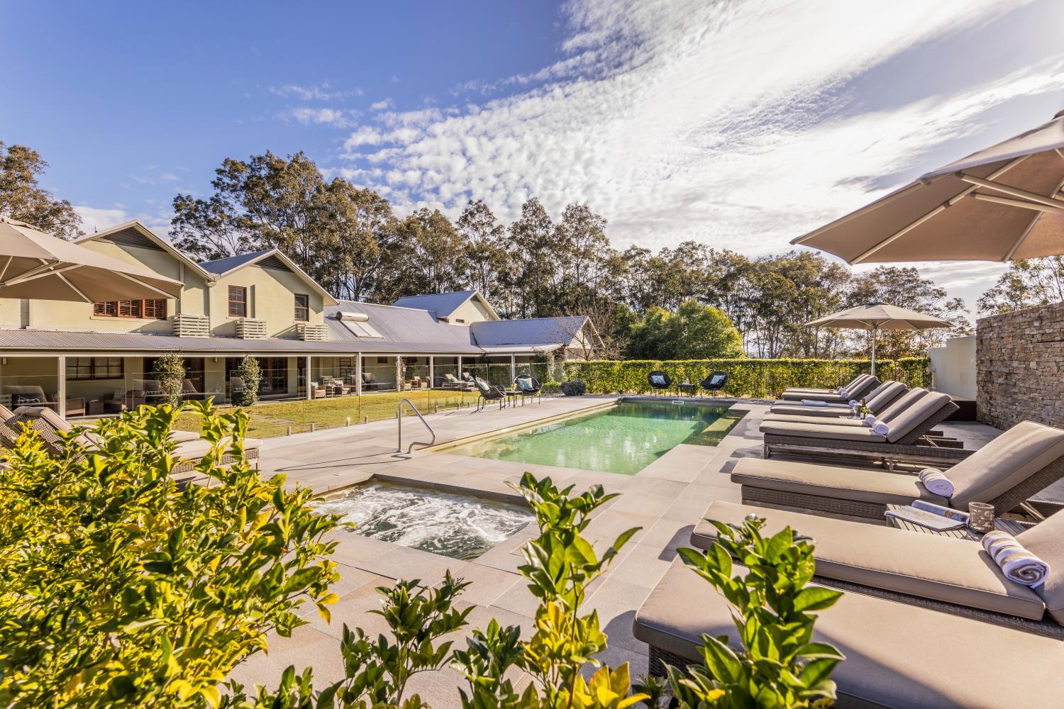 Hotel with winery - Spicers Vineyards Estate