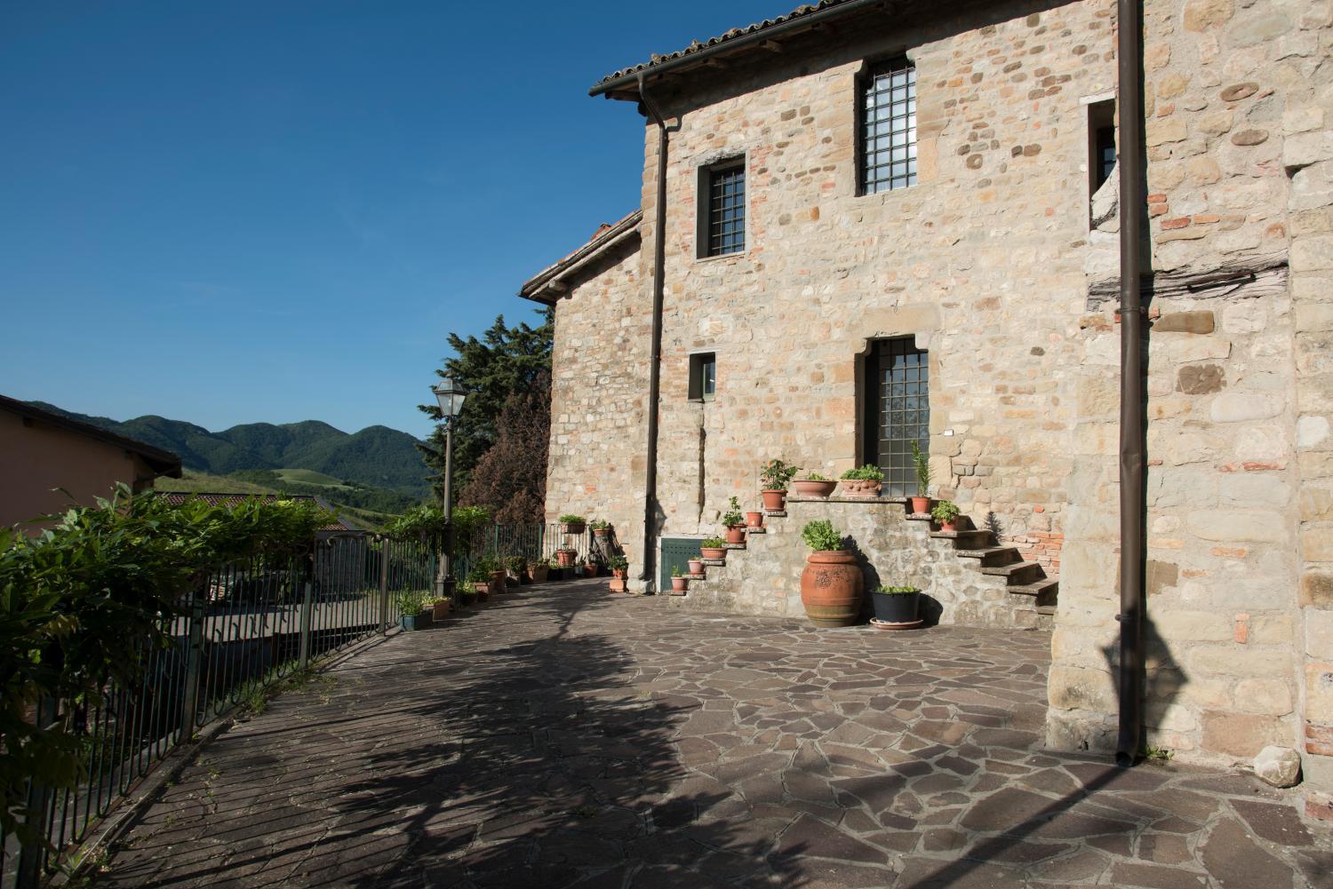 Tenuta Folesano Wine Estate 13th century photo 1