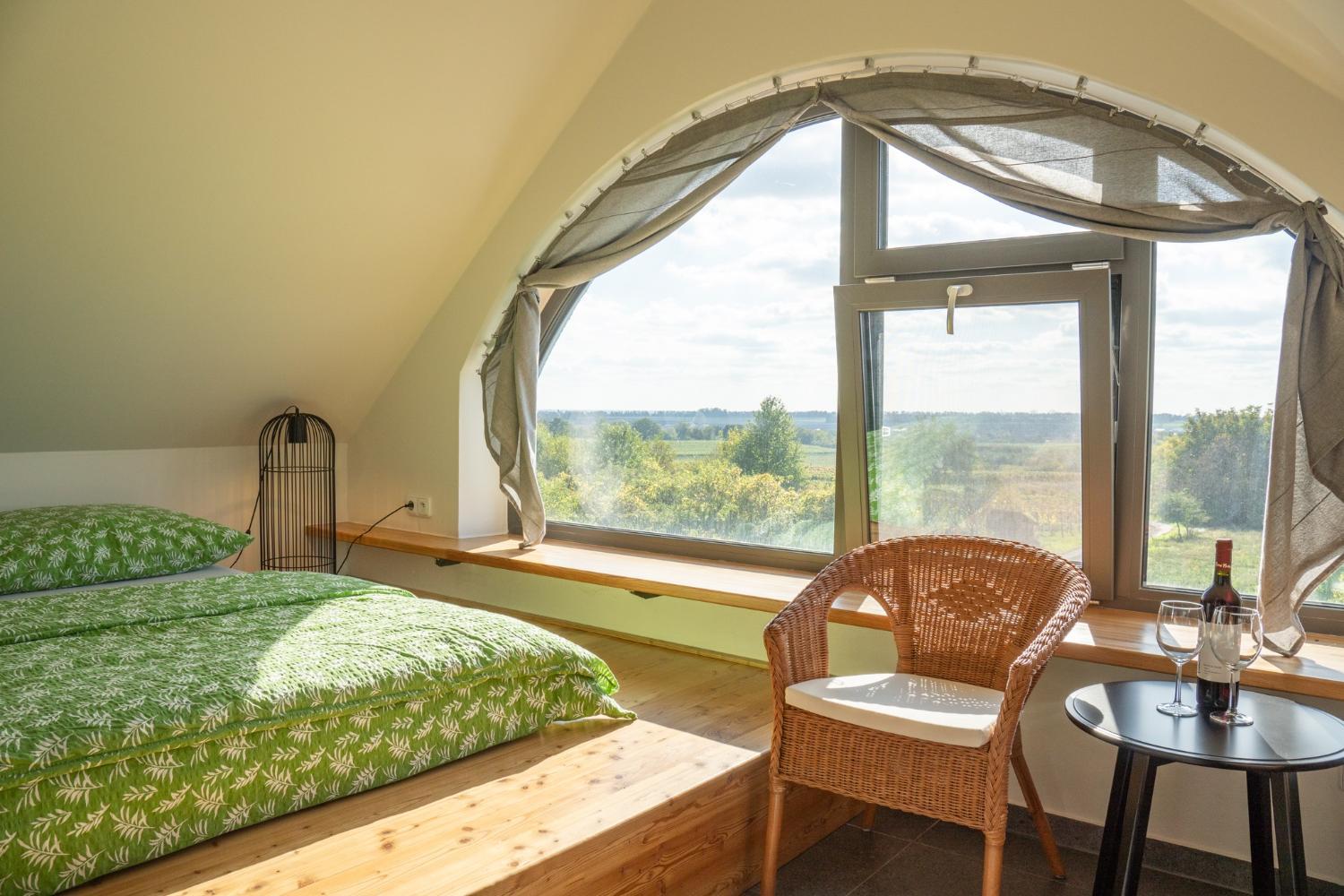 Winery Hotel - Vinařství U sv. Kříže3