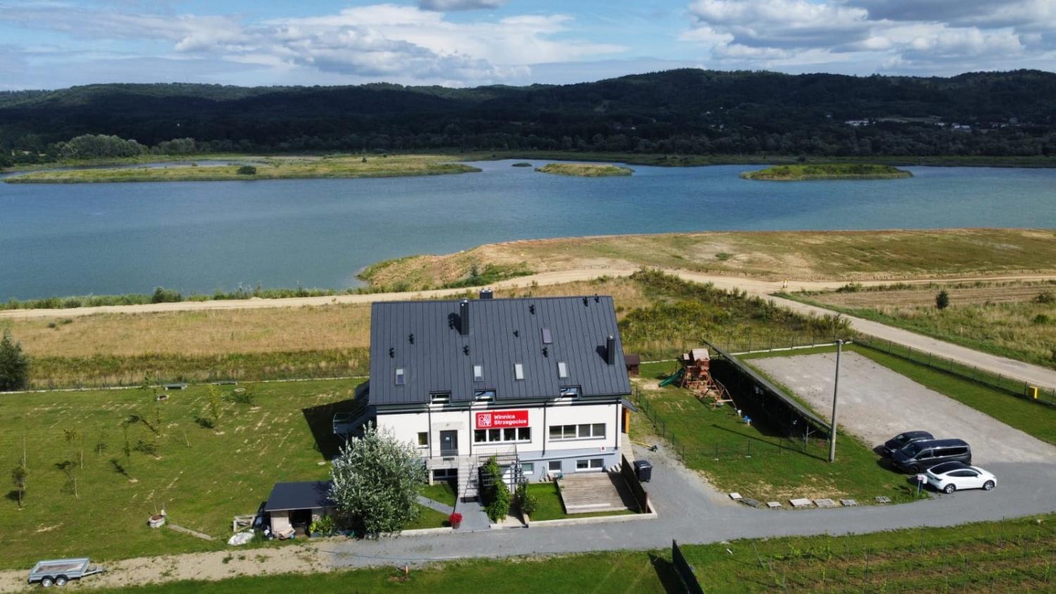 Winery Hotel - Winnica Strzegocice3