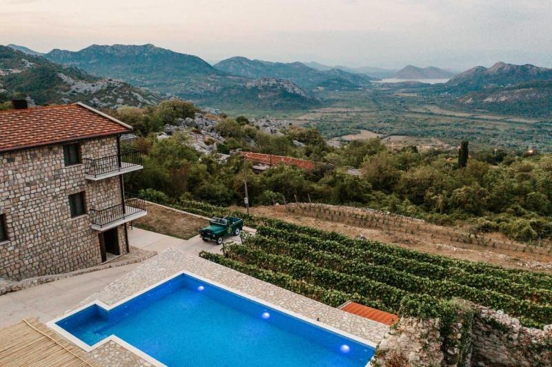 Hotel for Adults only - Apartments and Winery Djukovic