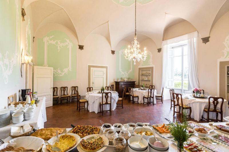 Badia a Coltibuono Wine Resort