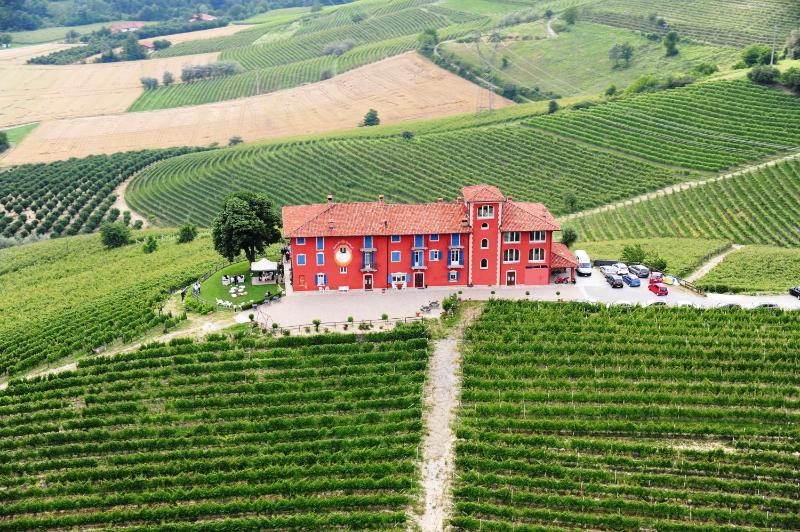 Wine hotel - Bricco Rosso