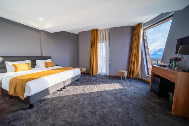 Winery Hotel - Burki Castle & Cellar