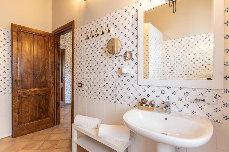 Casale Verdeluna Wine Resort photo 3