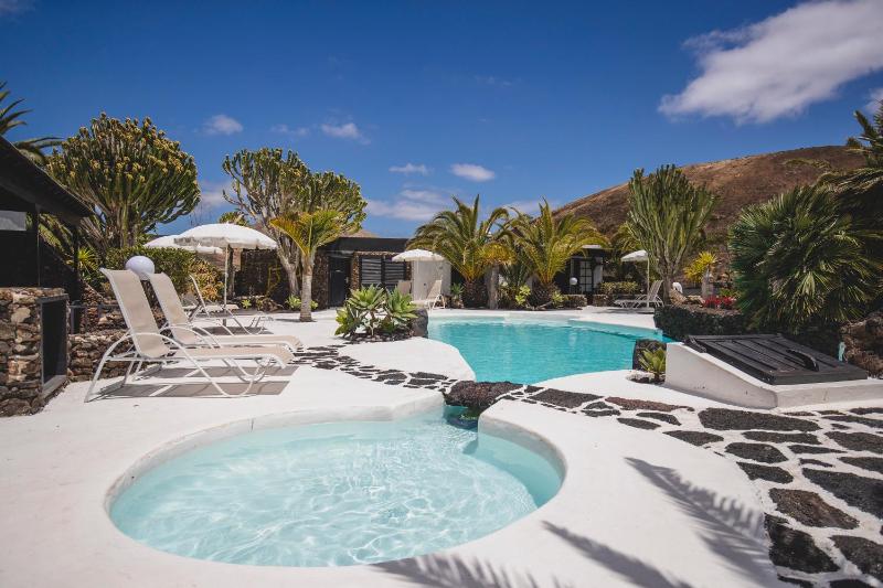 Hotel for Adults only - Finca Malvasia Rural Estate & Vineyard