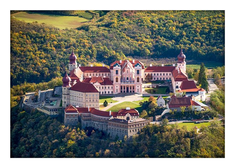 Wine hotel - Gästehaus Benediktinerstift Göttweig - Bed & Breakfast Monastery