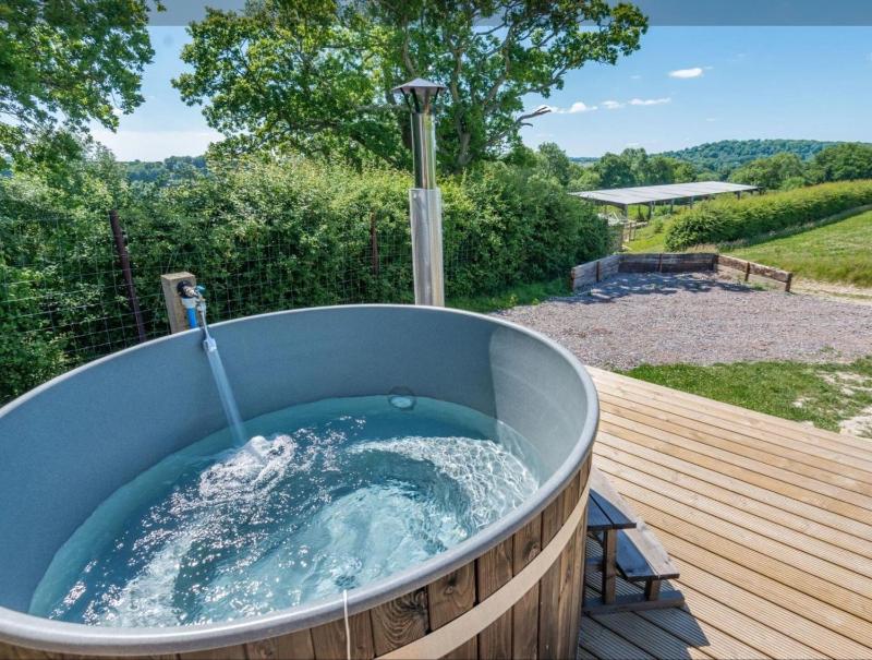 Hot Tub Retreat - Otium Wine Estate