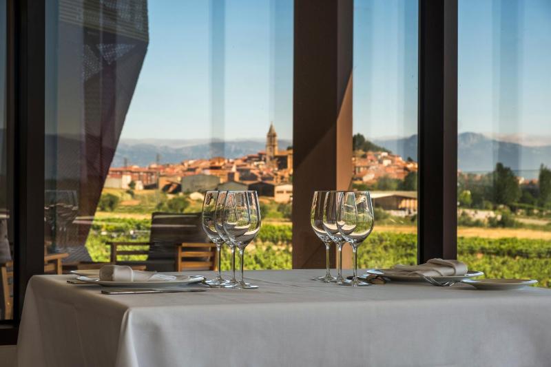 Wine hotel - Hotel Bodega FyA - GRUPO PIEROLA
