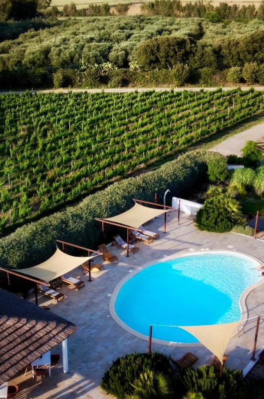 Hotel for Adults only - Is Cheas wine farm boutique hotel