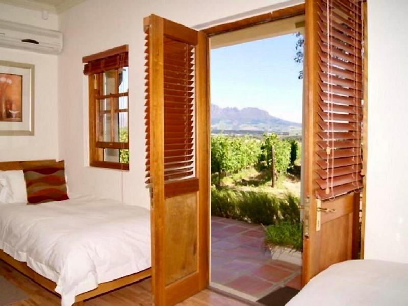 Hotel for Adults only - Lovane Boutique Wine Estate and Guesthouse