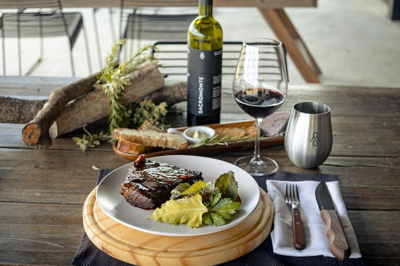 Winery Hotel - Sacromonte - Vineyard and Landscape Hotel