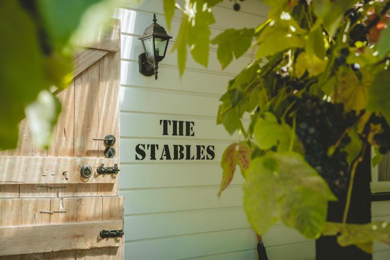 St Leonards Vineyard Cottages