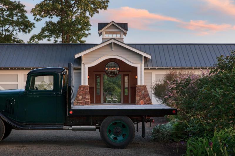 Winery Hotel - The Inn at Abeja