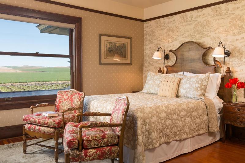 Winery Hotel - The Inn at Abeja