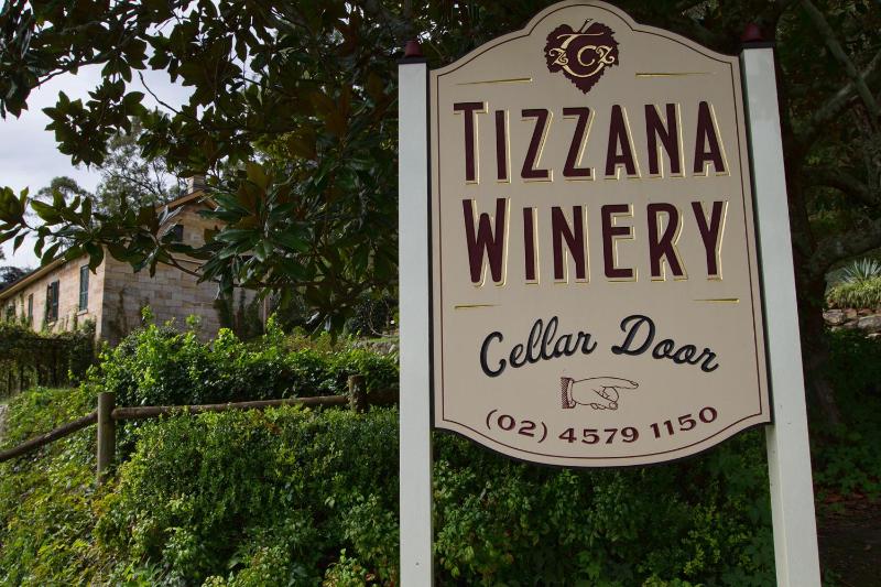 Tizzana Winery Bed and Breakfast photo 2