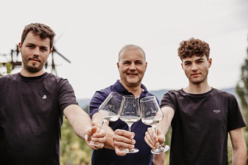 Tschermonegg "Wohnen beim Wein"