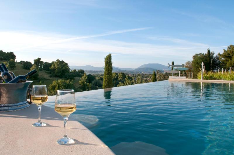 Hotel for Adults only - Vineyard Estate