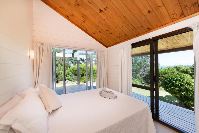 Waiheke Island Vineyard Holiday Houses