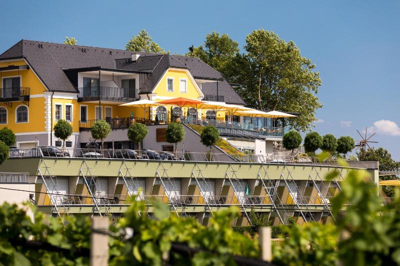 Hotel for Adults only - Weinrefugium Brolli