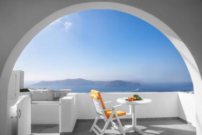 Best winery hotels in Folegandros