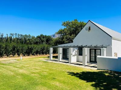 Best winery hotels in Franschhoek