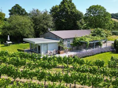 Best winery hotels in Devon